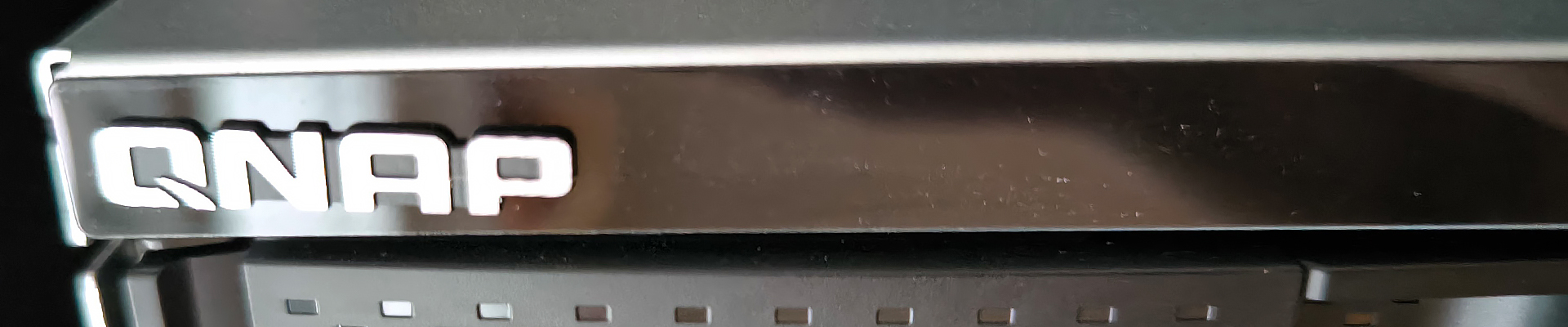 QNAPcover